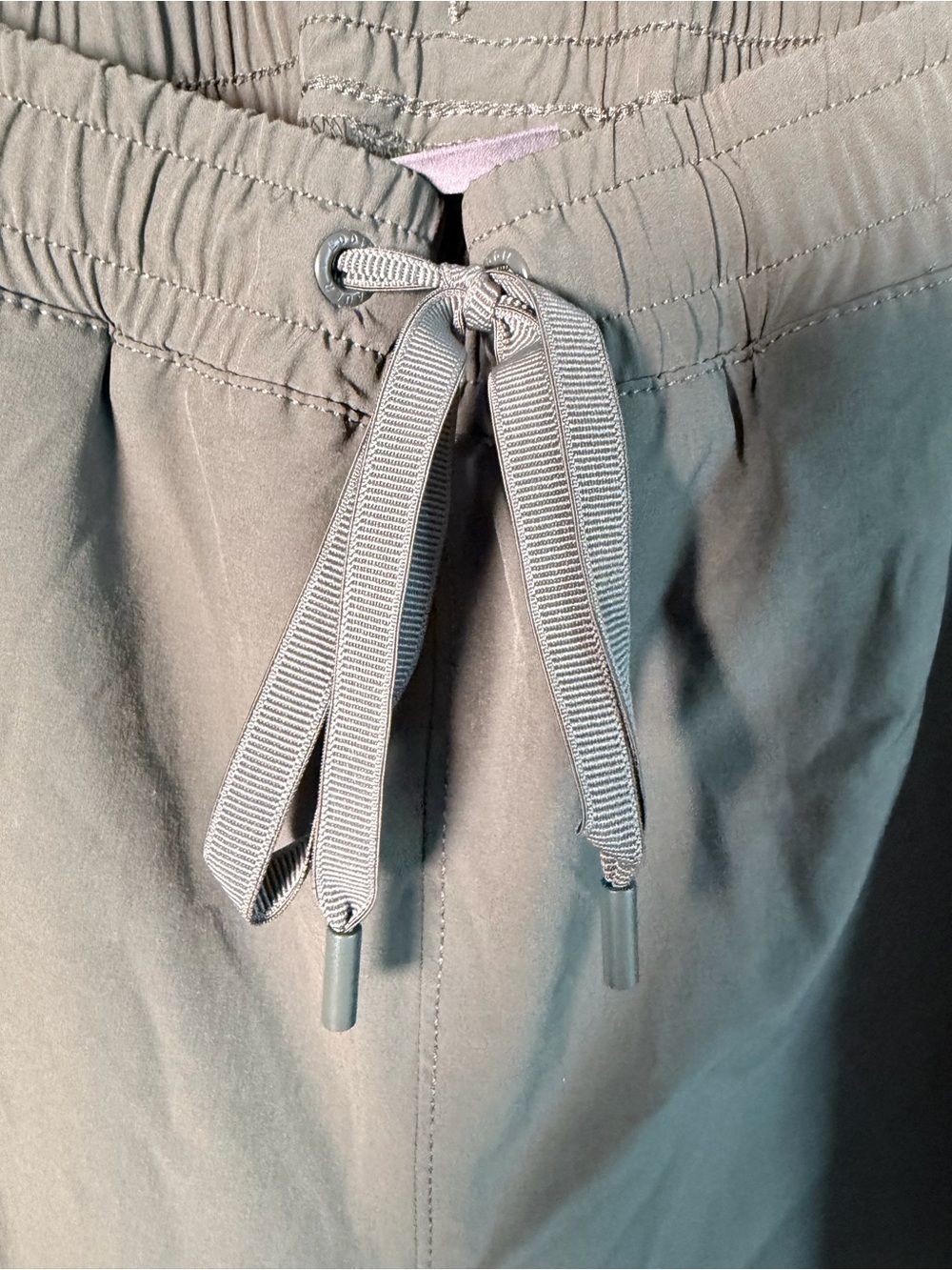 Eddie Bauer Army Green Drawstring Cargo Joggers - Picture 4 of 14